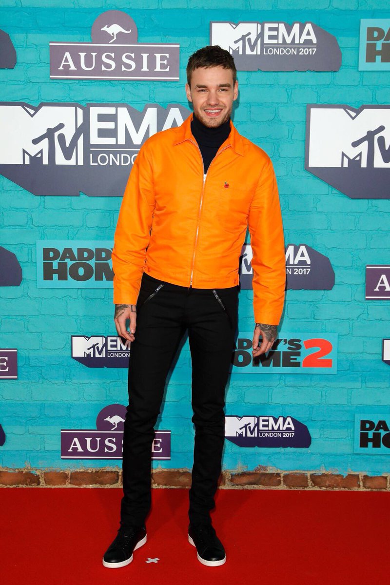 LiamPayne's tweet photo. Here we go! Can't wait to perform https://t.co/w860wtcj1H @MTVEMA #mtvema https://t.co/AXk9A7d9tR