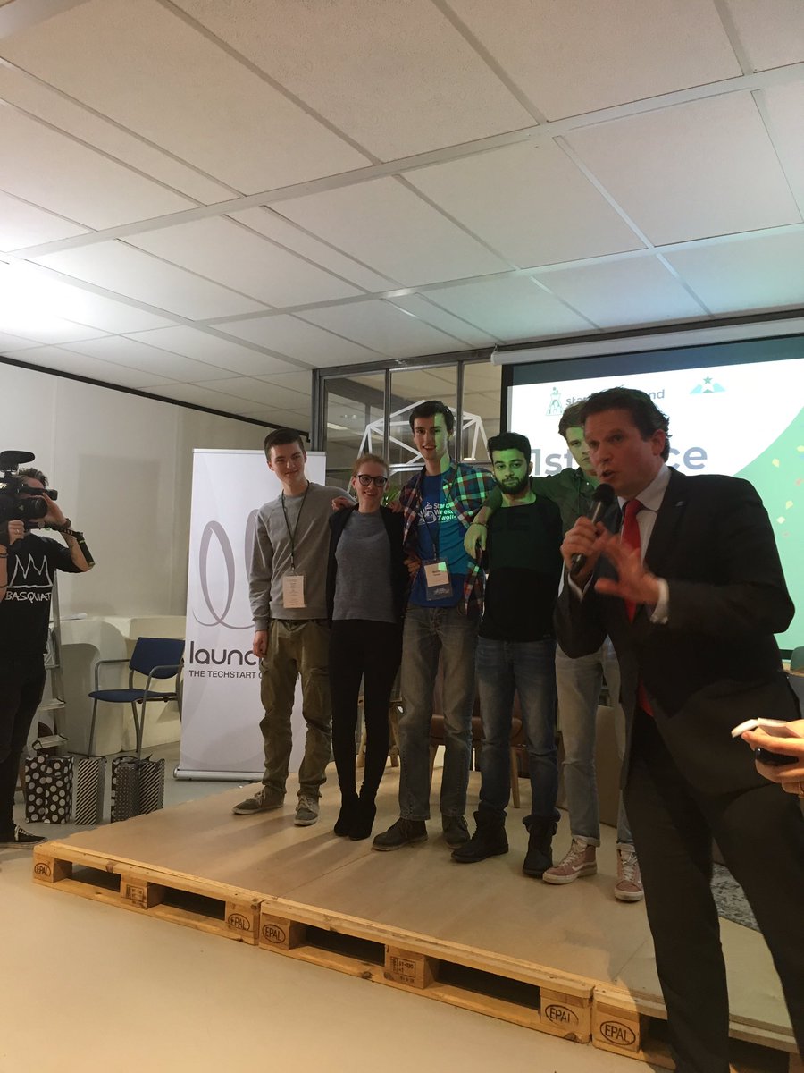 Wat een lekker sfeertje hier and the winner izzz.. Level8!!!! Van harte gefeliciteerd!!    #swzwolle <a href="/bijhanz/">Hanz</a>