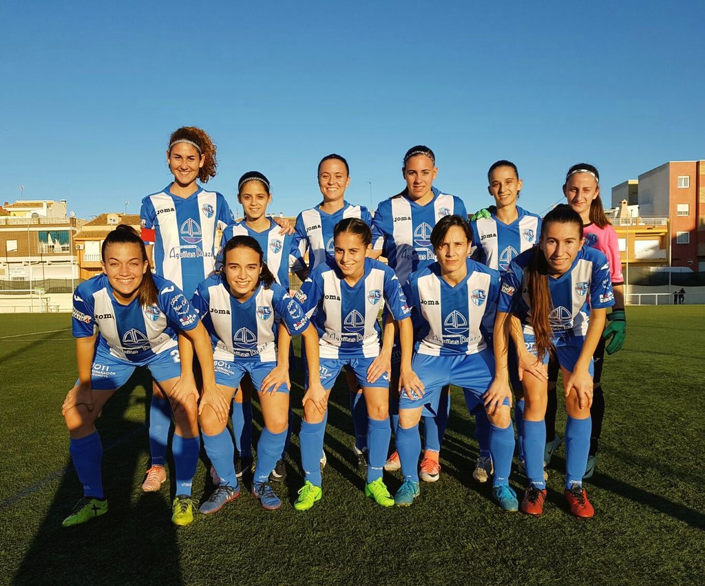 UDAguilasFem's tweet photo. 💛 Sumamos 3punticos 💪

@UDLosGarres 1-6 @UDAguilasFem 

⚽ Goles: AnaBelén, MCarmen, Sonia x2 y Laura x2. https://t.co/5Trm2hBGGf