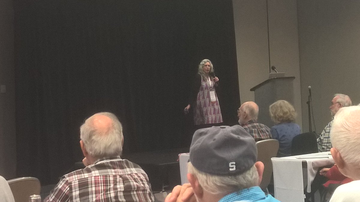 louiskessler's tweet photo. Roberta Estes presents "Autosomal DNA through the Generations" #FTDNA2017 https://t.co/iBqyQJU7q6