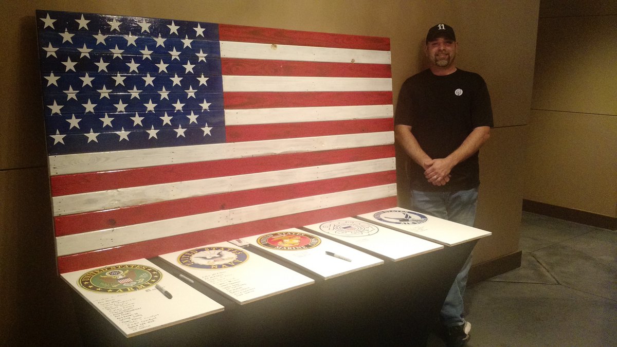 Frisco_CC's tweet photo. Army Veteran, Joshua Harris, created this amazing wooden American flag in honor of Veterans Day. Thank you Josh for giving our body this special opportunity to honor our Veterans past and present. https://t.co/aQUIbtoqMd