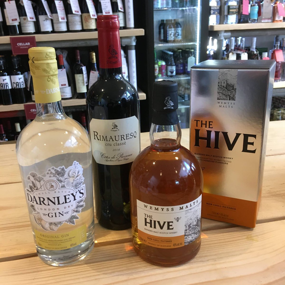 grape_smith's tweet photo. Look out for bottles featuring the Wemyss family crest -  from Rimauresq wines to Darnley's Gin​ and Wemyss Malts​ - all well worth a try! https://t.co/FXgrV9x30h