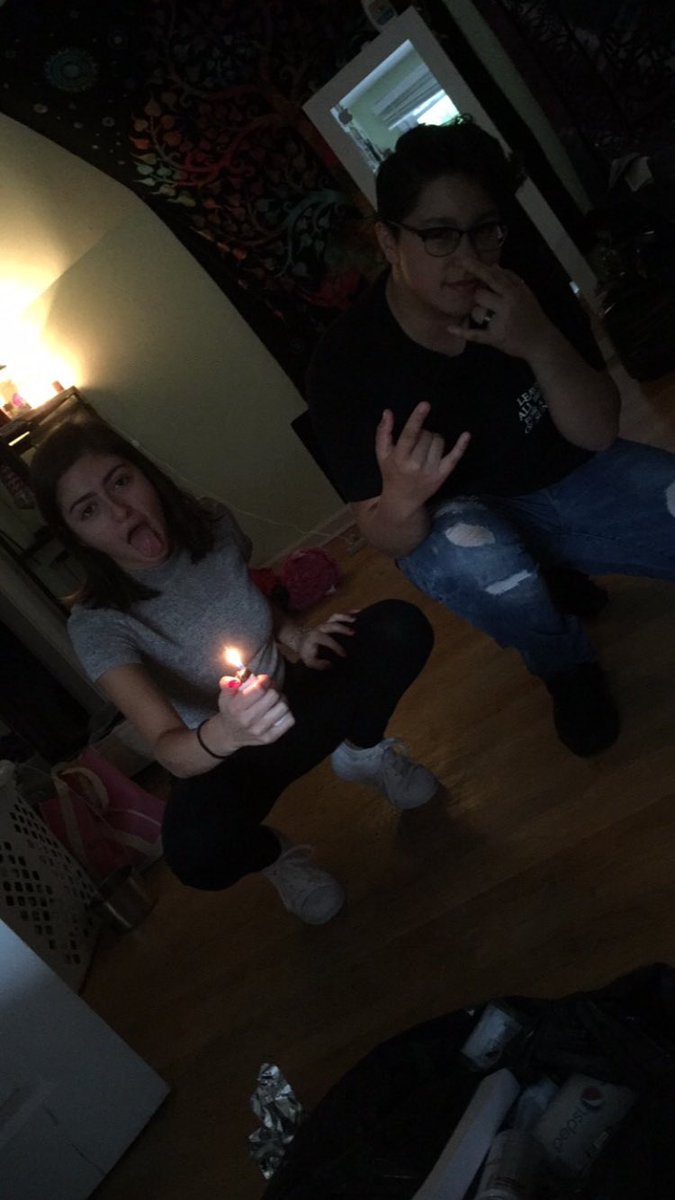 kaylahuginski's tweet photo. happy fucking biRTHDAY TO THIS DADDY👅 you're the funniest bitch ik and i would actually be 6ft under if it weren't for you, ily💘🅱️🤤#uncleshit @julialangeway https://t.co/GWvs6jOoNc