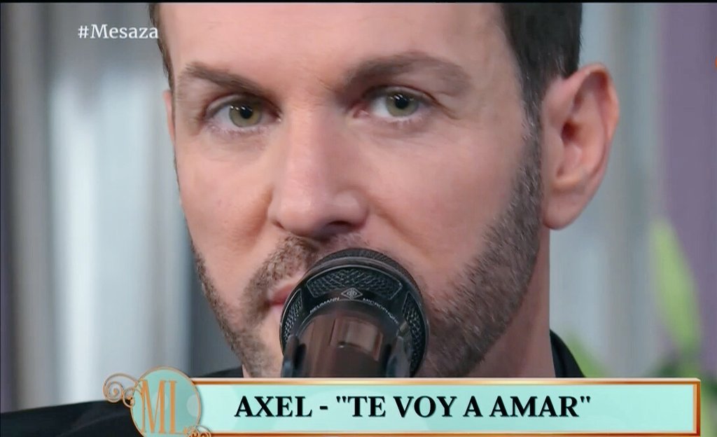 FCAngelDorado's tweet photo. Excelente #mesaza de @mirthalegrand y mini show de @AxelOficial 💜 #AxelEnML @eltreceoficial https://t.co/GGLgyhV0UX