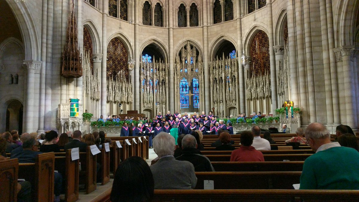House_of_One_DE's tweet photo. The heritage of Martin Luther Kings connects. 
This morning we were at the famous @RiversideNYC church and have met Rev. Michael Livingston, Rev. Rachel Johnson and the community. https://t.co/7KLkLnDUnG