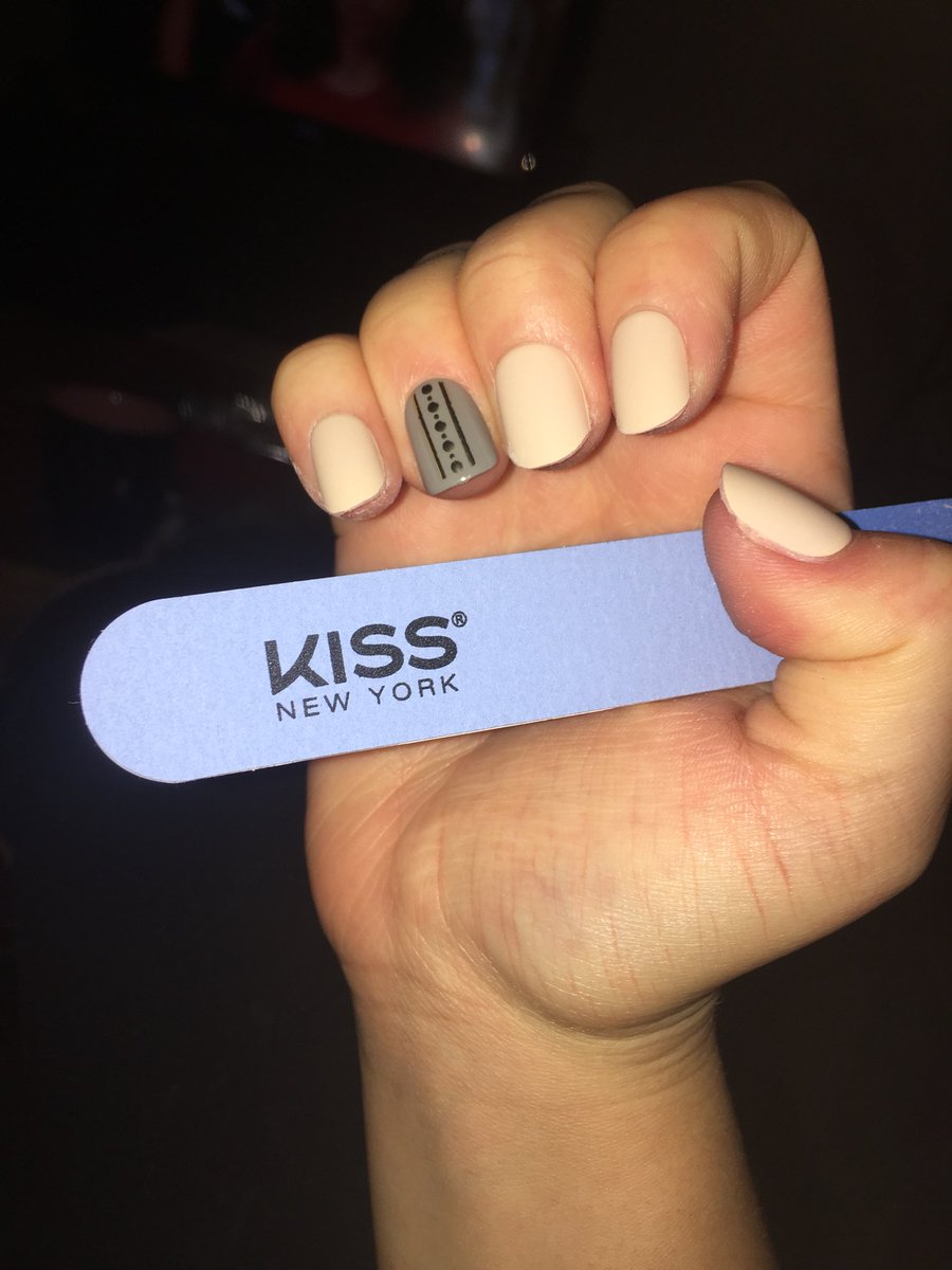 UOregonimPRESS's tweet photo. This is my last week being an ImPRESS rep and wanted to say thank you to everyone who came out to our nail party’s! Here’s a look back ❤️ https://t.co/iVcIhefaEI