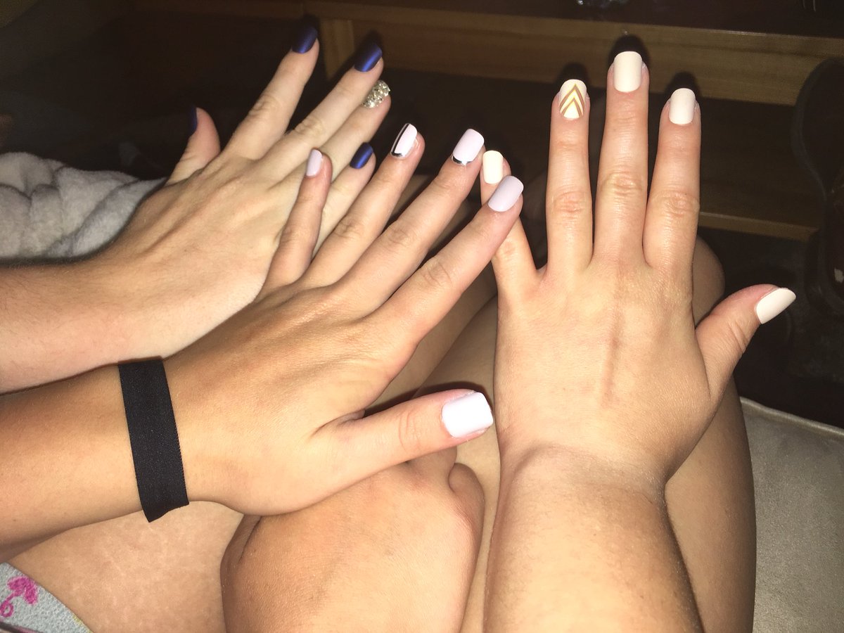 UOregonimPRESS's tweet photo. This is my last week being an ImPRESS rep and wanted to say thank you to everyone who came out to our nail party’s! Here’s a look back ❤️ https://t.co/iVcIhefaEI