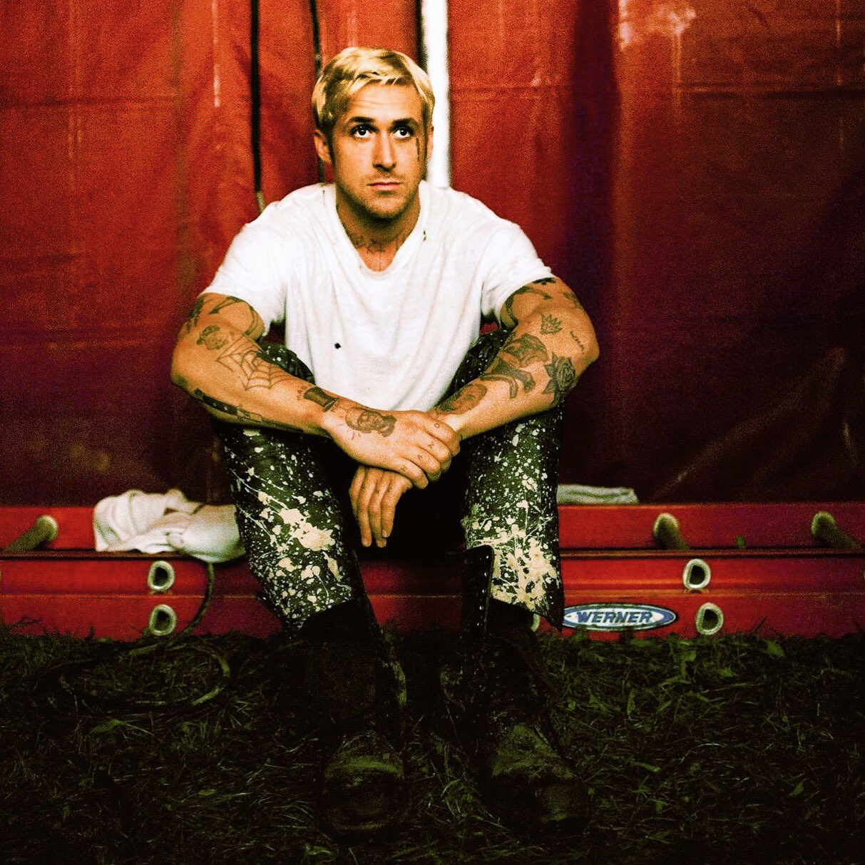 Happy birthday Ryan Gosling    