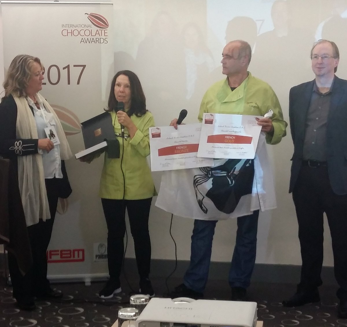 cbccorse's tweet photo. Merci aux organisateurs internationalchocolateawards et planètegout. Supersoirée  #corse#chocolate#chocolatcorse#planetgout#winner#world#internationalchocolateawards#french @planetegout https://t.co/rTwBEfsA7t