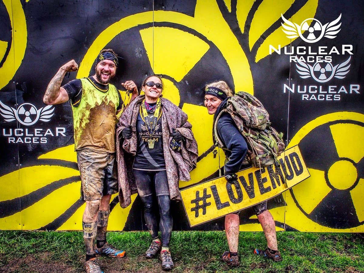 Scutch81's tweet photo. The Nuclear Races Team super sweepers!😁🤣
Good laugh sweeping @TheNuclearRaces challange cup yesterday with @Jaxie72 & @DitaKotoulova #nuclearracesteam #nuclearfallout #nuclearchallangecup #lovemud #ocr #ocrteam https://t.co/5Tl8H0ePcu