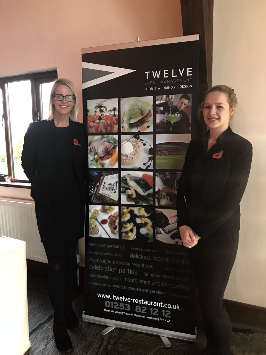 GreatHall1's tweet photo. Thanks to all our recommended suppliers for making our Open Weekend so successful @twelvethornton @chrishurstmagic @creativecover Magnolia Wedding Cars, Fontain Bamboo and Sonje Jones Design Team. Our next #weddingopenweekend is in January 2018 ❤️ https://t.co/v7bmw53g5C