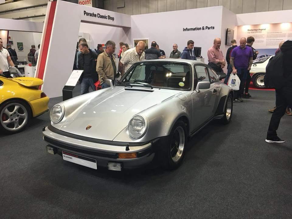 PerformanceDw's tweet photo. Some lovely cars at the show today #NECClassicCarShow #necclassicmotorshow #NECClassic https://t.co/efzGOKISXU
