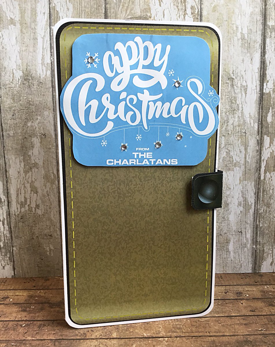 kraftiiow's tweet photo. Retweet to win!!! A @thecharlatans Apps handmade Christmas card, handmade and signed by @Tim_Burgess. Only 100 will ever be made. Winner announced Friday 10am https://t.co/JMU4zTK4JN https://t.co/KBgZuAmMf2