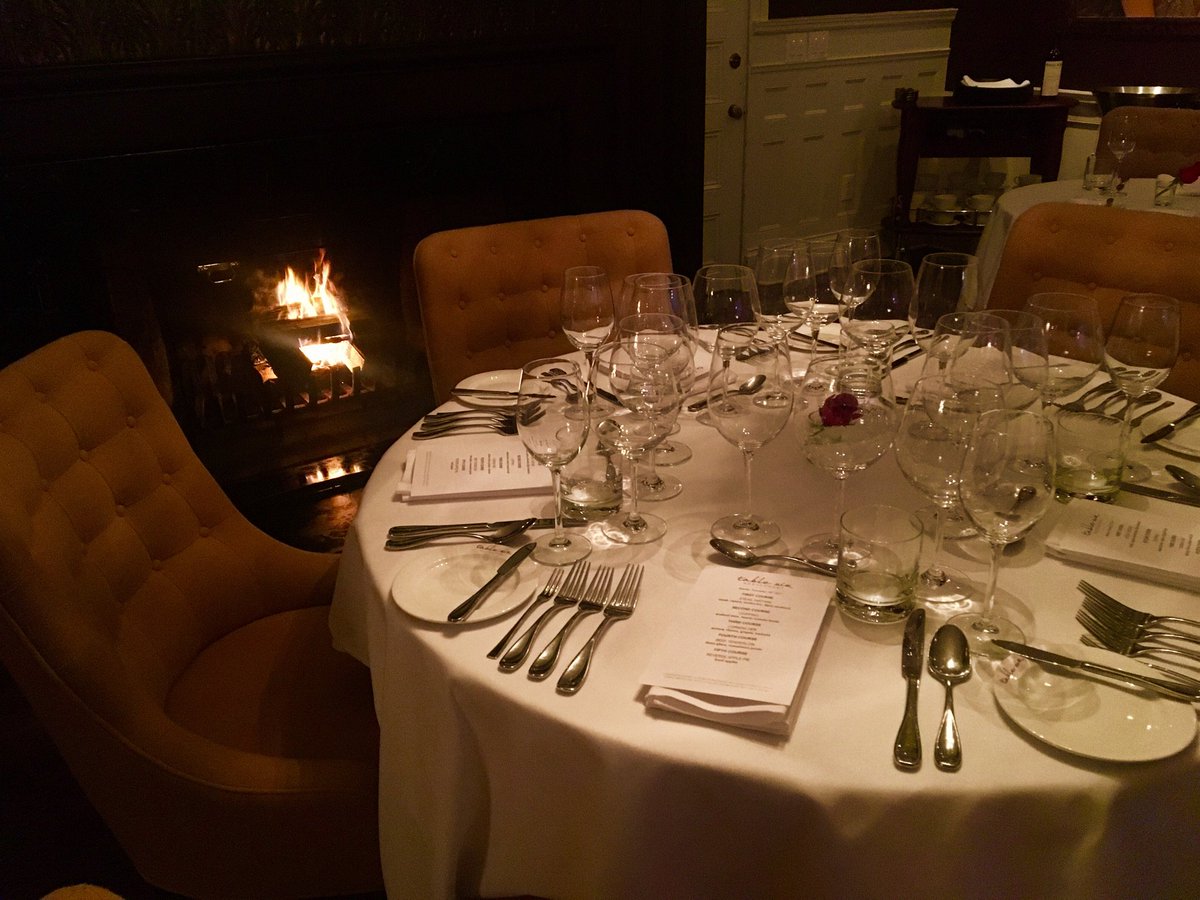 Table__Six's tweet photo. Trying to find the perfect place to bring your family or friends from out of town? Trust us for an evening to remember.....also open Thanksgiving day! https://t.co/apWNEI7Cps