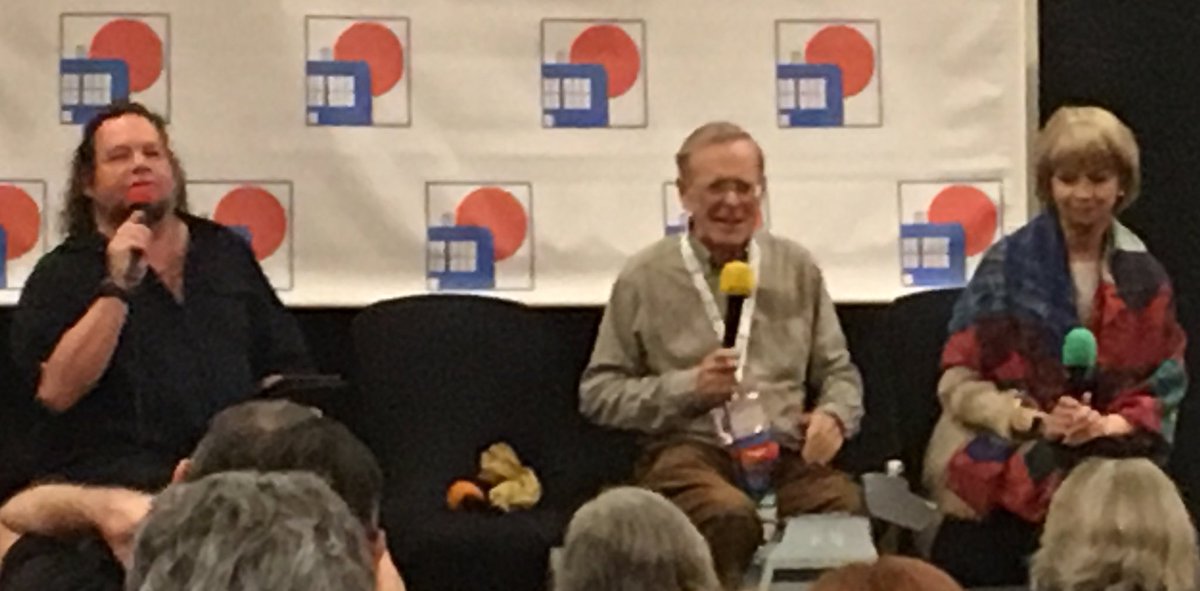 ffirestine's tweet photo. Our last chance to see Lalla Ward and John Leeson at #liwho5 The companions of my Doctor. <3 #LIWho https://t.co/X3iVm93KKh