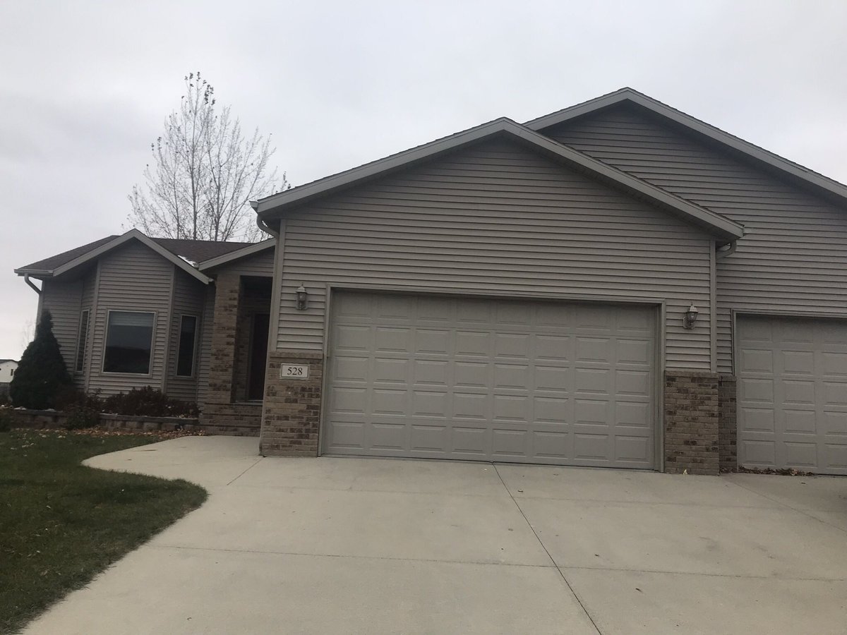 Krabbenhoft Real Estate Team call for a showing 701-200-6158 Becky Moorhead, MN