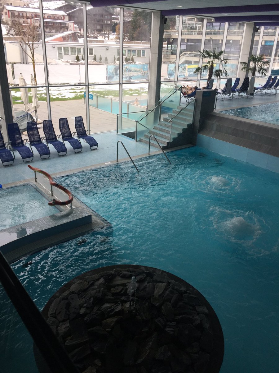 FibroFee's tweet photo. /Anzeige/ Heute war Therme angesagt. Auch hier ist #Radon im Wasser und wird für viele Therapien genutzt. #fibromyalgie #rheuma #badgastein #heilstollen https://t.co/KpTPjZQVAX