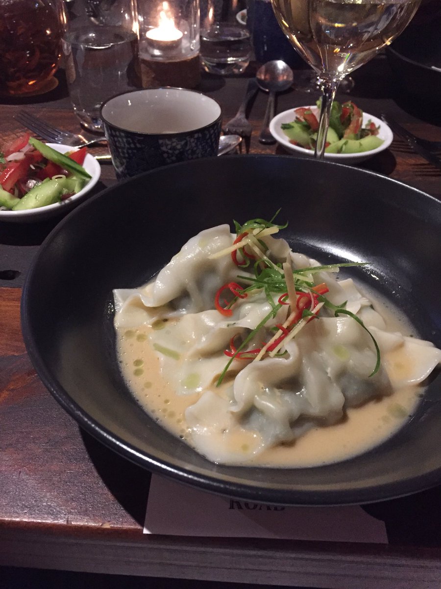7twan's tweet photo. Fantastic @FAWCNZ event on Saturday night with @tleafT &amp; @ChrisScottCRW matching tea with wine and then food, such a great idea! https://t.co/s5KmIxj2bH