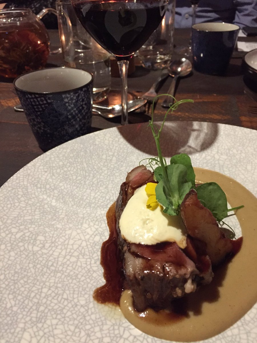 7twan's tweet photo. Fantastic @FAWCNZ event on Saturday night with @tleafT &amp; @ChrisScottCRW matching tea with wine and then food, such a great idea! https://t.co/s5KmIxj2bH