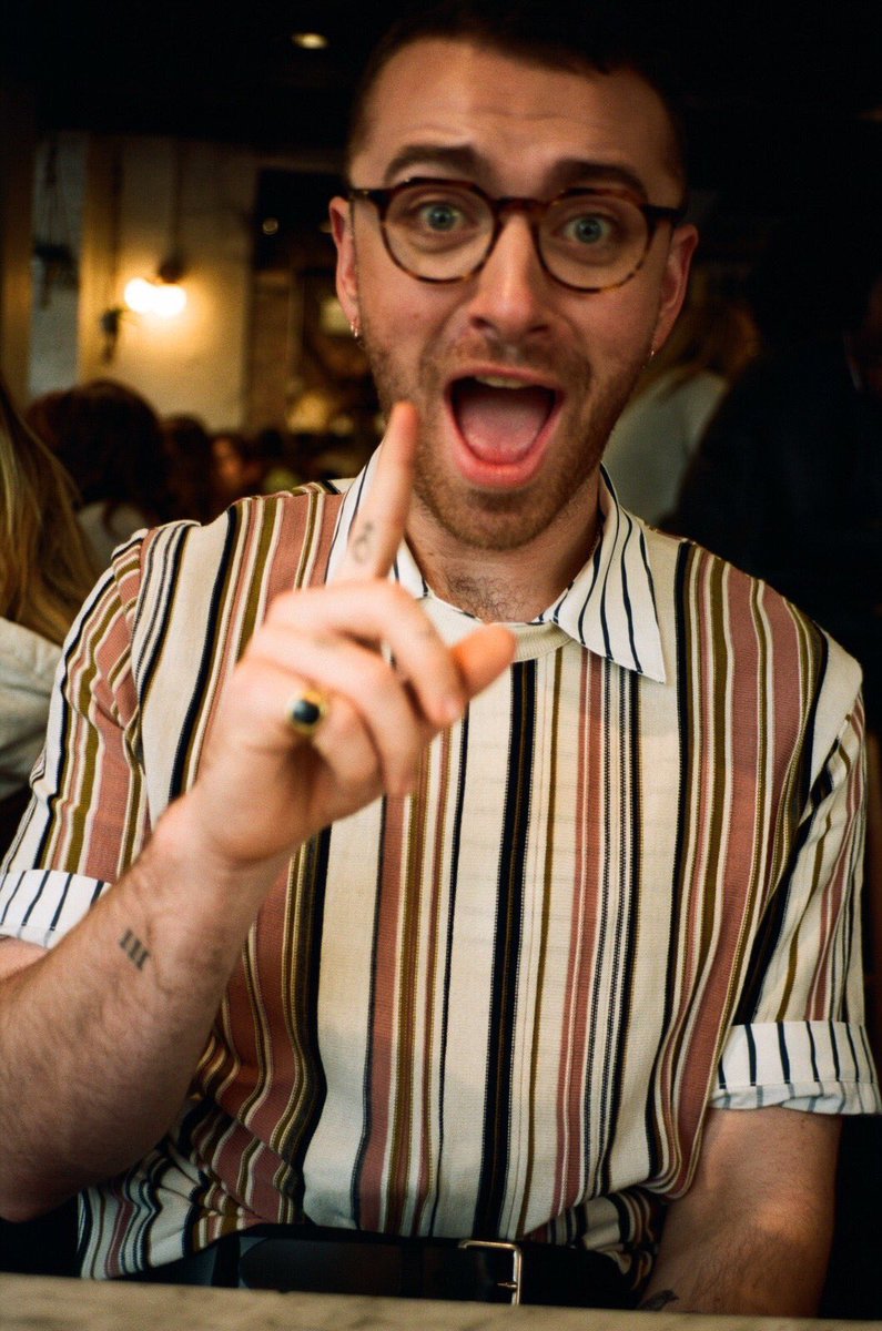 capitolmusic's tweet photo. CONGRATS @samsmithworld! #TheThrillOfItAll has debuted at #1 on the @billboard Top 200 chart! 🎉🍾🎶 

Listen here: https://t.co/dBYiT2ChHU https://t.co/8CqJQUiOR5