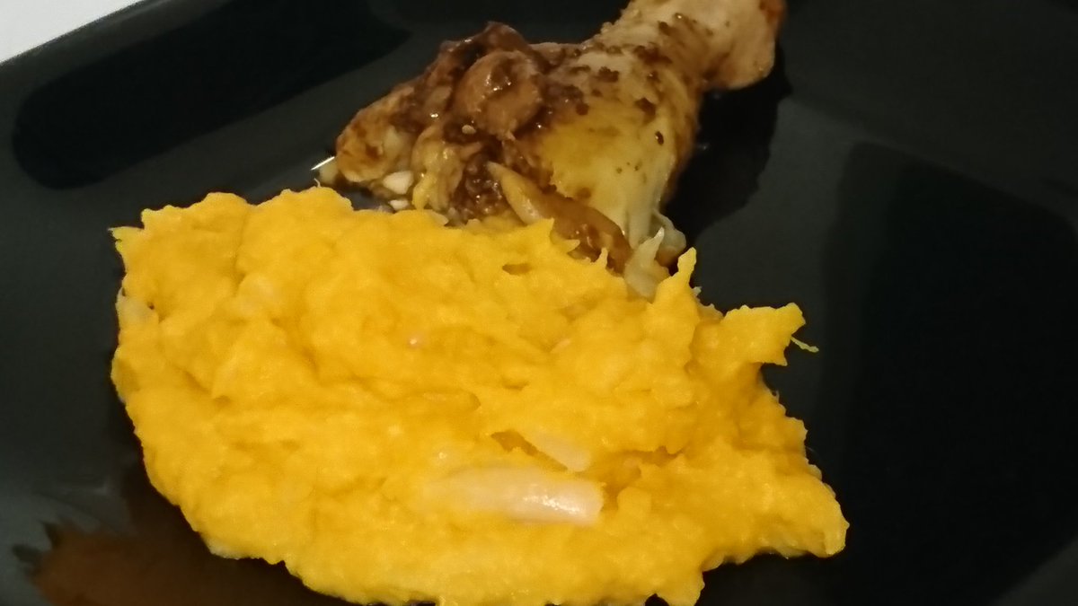 Mandous31's tweet photo. Trop bon cette purée #sanslactose patate douce lait de coco une #tuerie merci #cherrypepper pour l'idée 🥔 https://t.co/fFCu4NqZgP