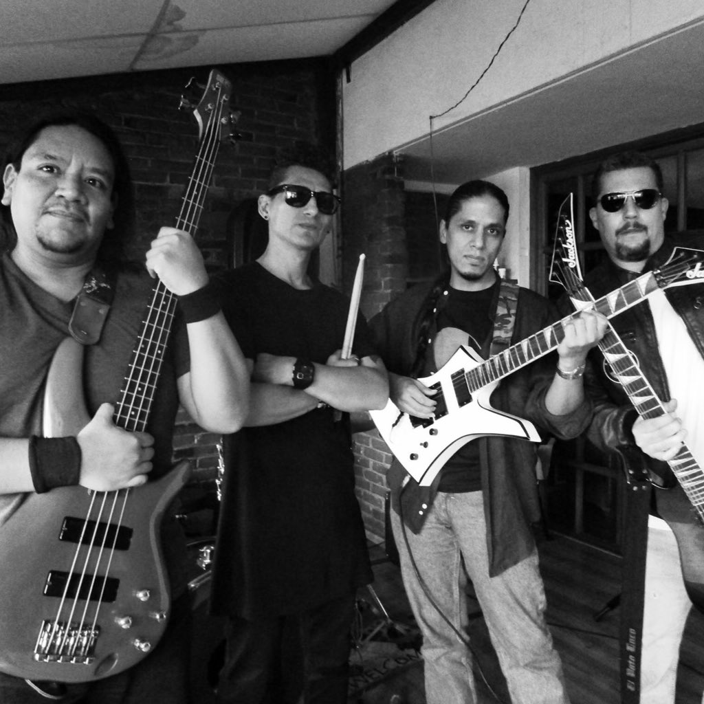 StoneHeadsMx's tweet photo. #NuevaFotoDePerfil https://t.co/0KR1ZYD6bu