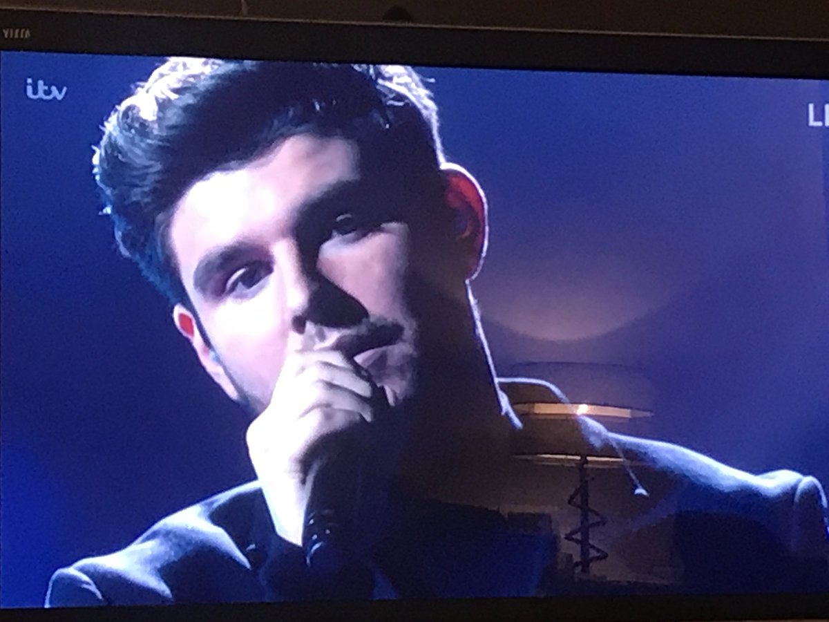Watching @LloydMacey1 sing #ADifferentCorner again + am in tears. He’s just as vocally accomplished as George youtu.be/ERav4AIqycQ