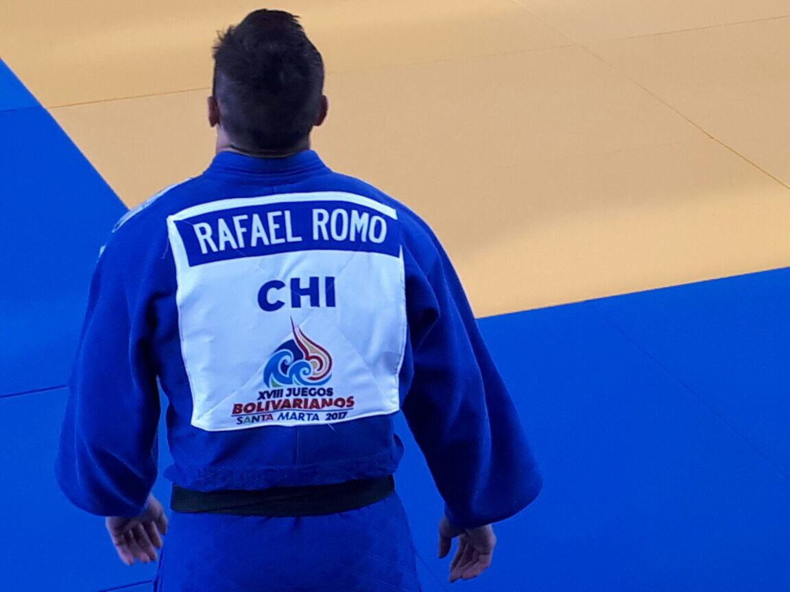 MindepChile's tweet image. Histórico Chile! Notable! Oro, Plata y Bronce en Judo! Vamos Chile! 🇨🇱Thomás Briceño, Rafael Romo y Francisco Solís judo 🥇🥈🥉🥋 . Juegos Bolivarianos Sta. Marta 2017, Colombia.
