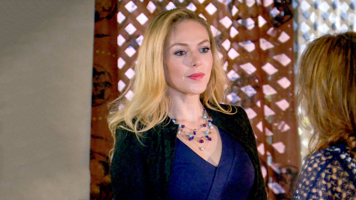 Resultados #MejorVillanaNova
1 <a href="/ERIKAMAZAPAN/">ERIKA DE LA ROSA</a> 
2 <a href="/YESENIAVALENCIA/">Yesenia valencia</a> 
3 <a href="/Aylin_Mujica/">Aylin Mujica</a> 
4 <a href="/letyca79/">Leticia Calderon</a> 
5 <a href="/carlapetersonA/">carla peterson</a>