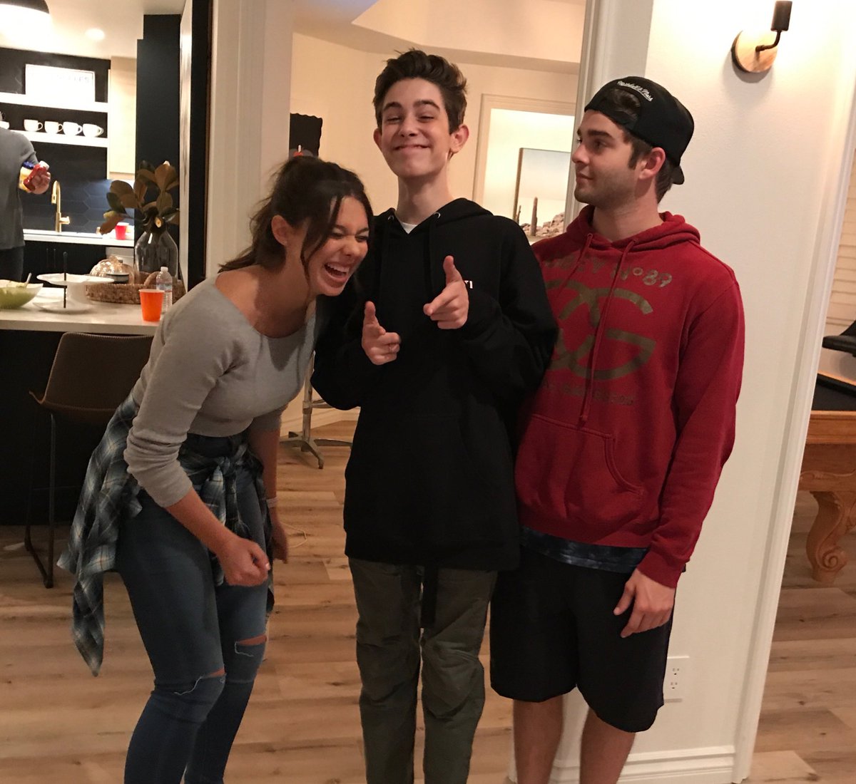 kirakosarin's tweet image. BABY BRO'S OFFICIALLY THE TALLEST THUNDERMAN KID 
😭😭😭😭😭😭😭