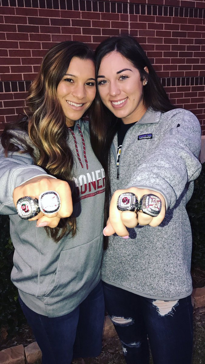 caleigh_20's tweet photo. Guys... 👀 We added some new bling to the collection last night 💍❄️ #BackToBack #2xNattyRings #PowerOf3 https://t.co/5YAwSxXwhw