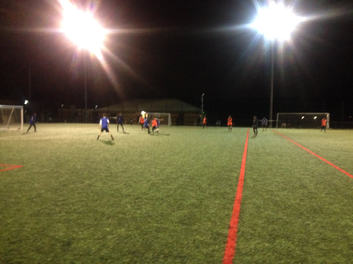 ILCS_FA's tweet photo. @ILCS_FA U18's Trials tonight(12.11.17). @selhurstarena thanks for hosting, @cre8football thanks for the volunteer support. https://t.co/MzachqIZc8