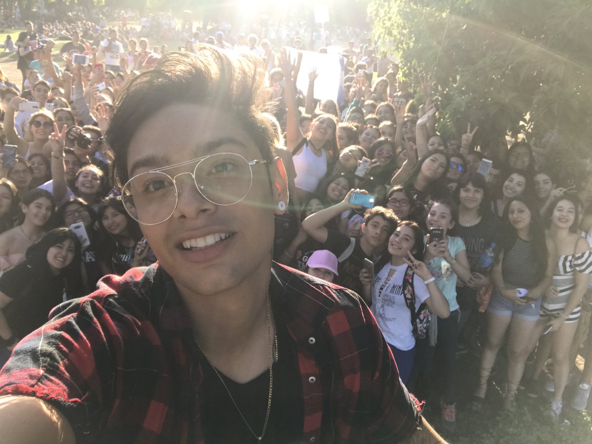 PaisaVlogs's tweet photo. Rompimos ARGENTINAAAA! 🇦🇷😍 https://t.co/bvi4IUzKnH
