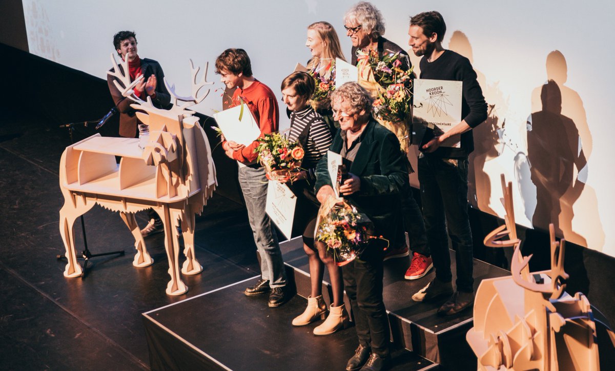 N_F_F's tweet photo. Borg/McEnroe wint de #NFF38 Publieksprijs! De Noorderkronen gingen naar Tokyo Trial, De laatste boer van Euvelgunne, Raffaelo in het wild, Zo eerlijk als een hond, Ode aan de stenen en Onkruid. Publieksprijs én de Eervolle Vermelding voor De stille beving.
https://t.co/sHd2xjzJbc https://t.co/MrD7bl2hIm