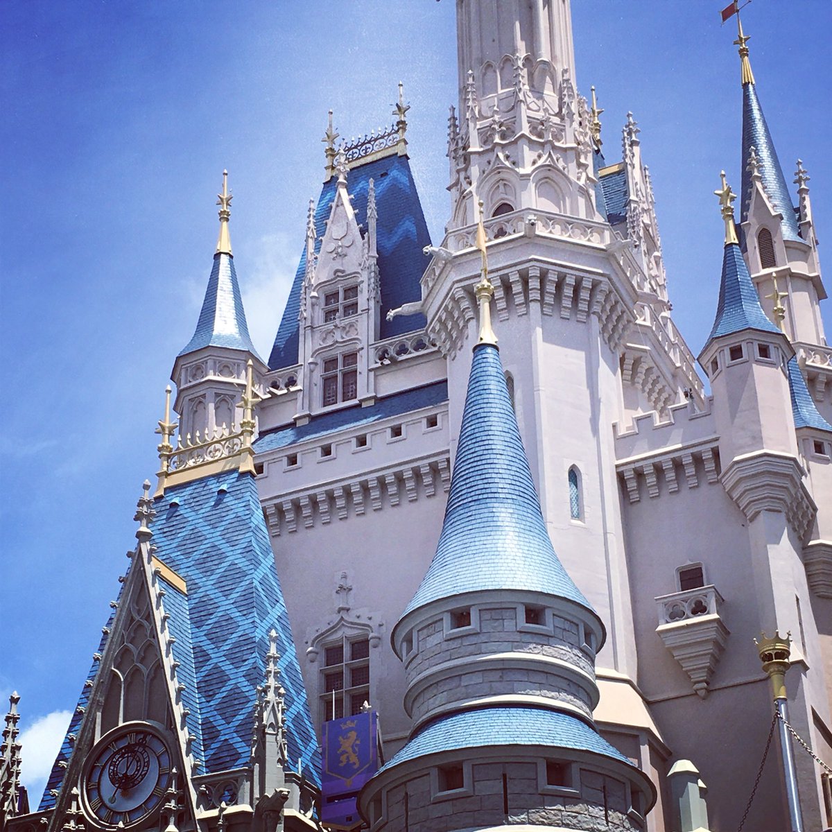 FayRogers18's tweet image. Im a HUGE Disney lover and this year I went to Florida!!! The most amazing holiday ever.....I’m looking for someone who would do me a Disney blog ?? #bloggers #disneybloggers #bloglayout #bloggerschat
