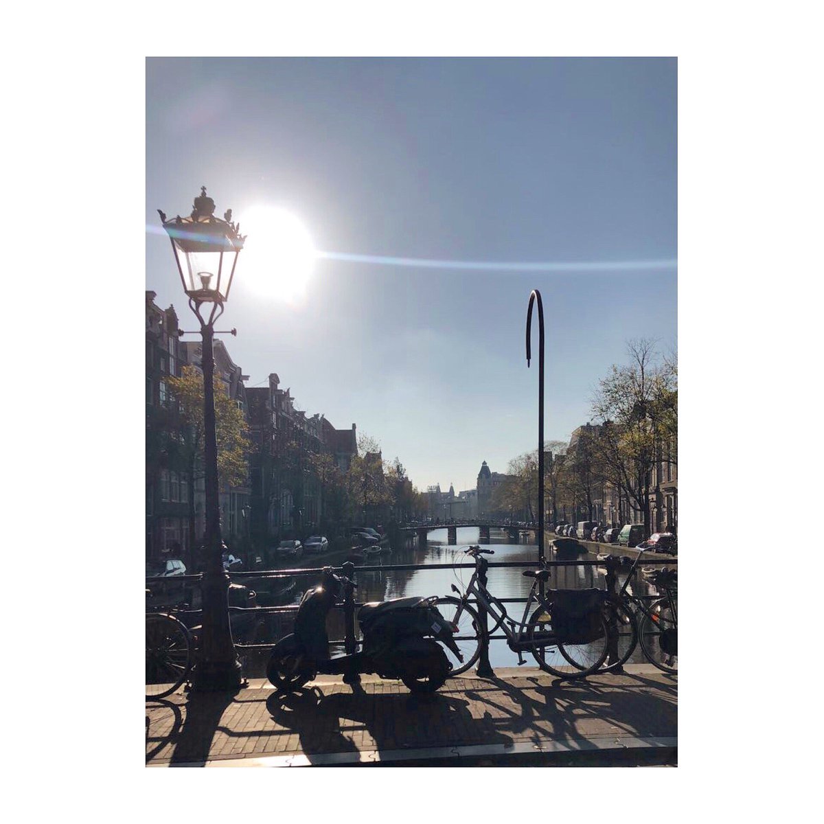 HazzMemzy's tweet photo. The cutest chilled get away to one of my favourite cities with my favourite person 😍👫 https://t.co/DDgtc6VFjY