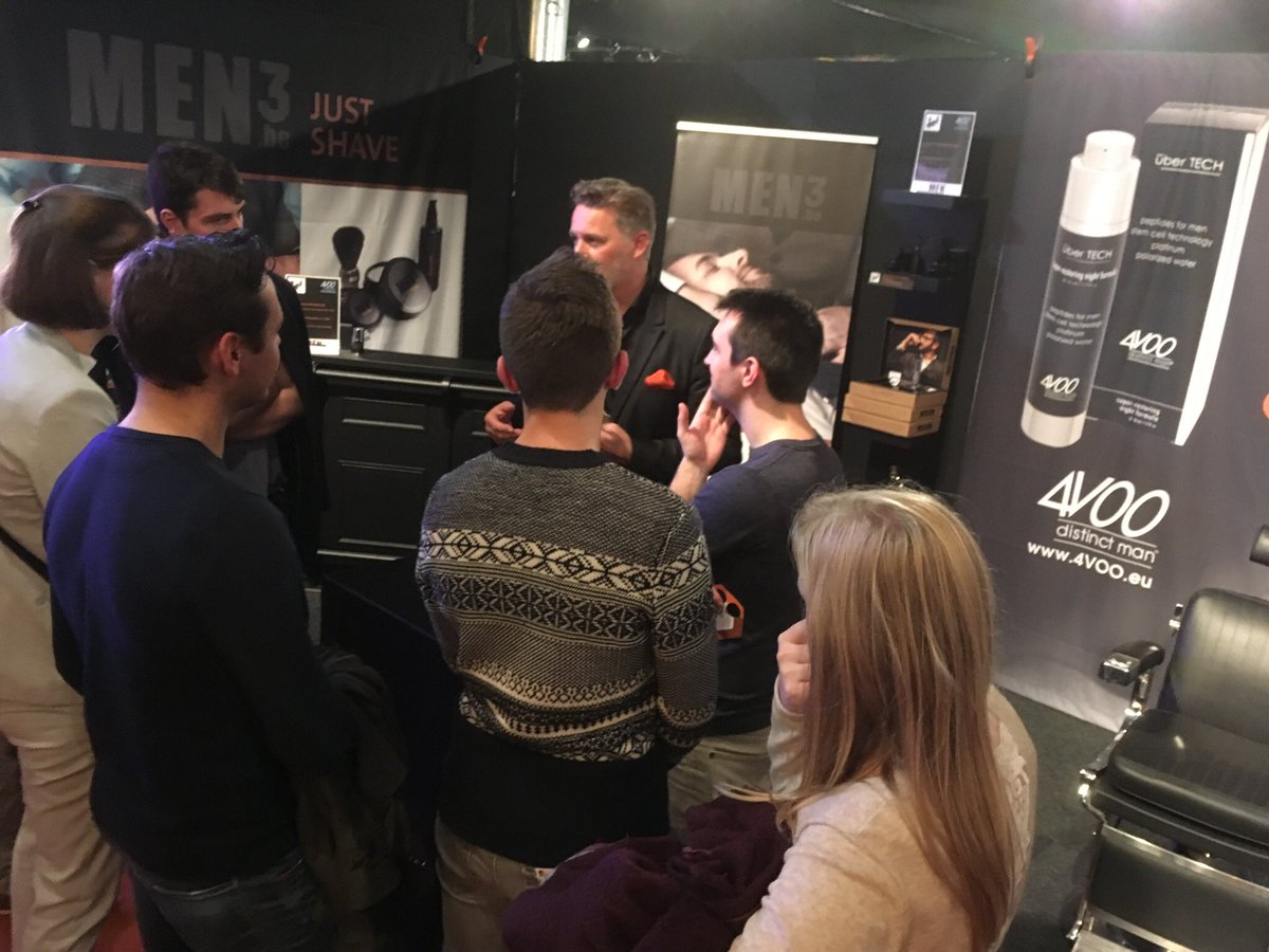 cosmentis's tweet photo. #gentlemansfair #expowaregem #men3 #4voo #cosmentis https://t.co/EX2rR0P2zG