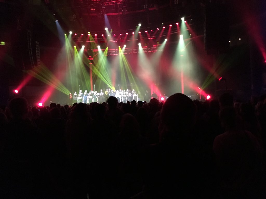 peckhamshell's tweet photo. Music with no borders-stunning set led by Angelique Kidjo & including @battersea_arts beatbox academy. Loved it. @RoundhouseLDN #onmass https://t.co/rBUak0HCDj