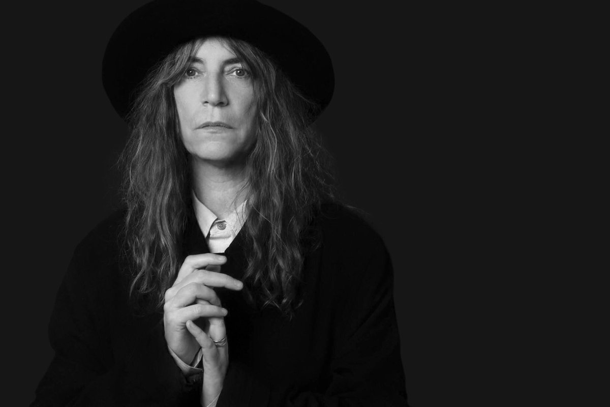 Revista_Ya's tweet photo. "Patti Smith en la intimidad" de @mjvgch obtuvo mención honrosa en Magazine en los #MAGs2017 https://t.co/2o94AZg7Mr https://t.co/pNGNkorrMU