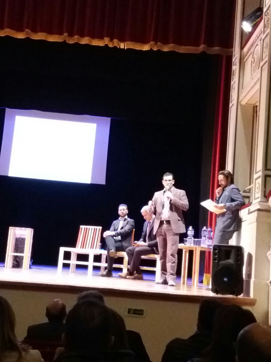 byteween's tweet image. #ByteWeen #startup vince #premiocambiamenti 
#CNA #Ancona 
Ci vediamo a #Roma per la finale! #WhisperTechnology 
#InternetOfUltraSound 
@UnivPoliMarche @PoloNavacchio