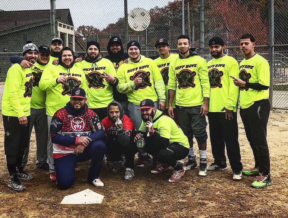 frandam321's tweet photo. Shout out to the buff boyzz pulling it out shout out to @CrownRoyal  forbbeing our sponsor lol 😂😂 @GoyaFoods coming threw we #fallballchamps https://t.co/5q0Og8VJtM