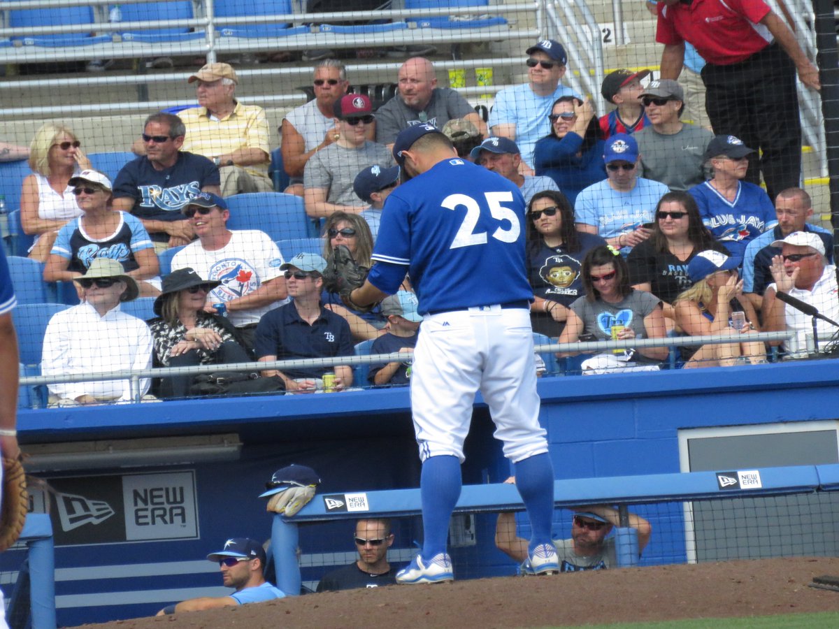 biggles14's tweet photo. #MarcoEstrada #MarcoTheMagician #BlueJays #ST2017 #estradbien https://t.co/XMJ7R6A3YZ