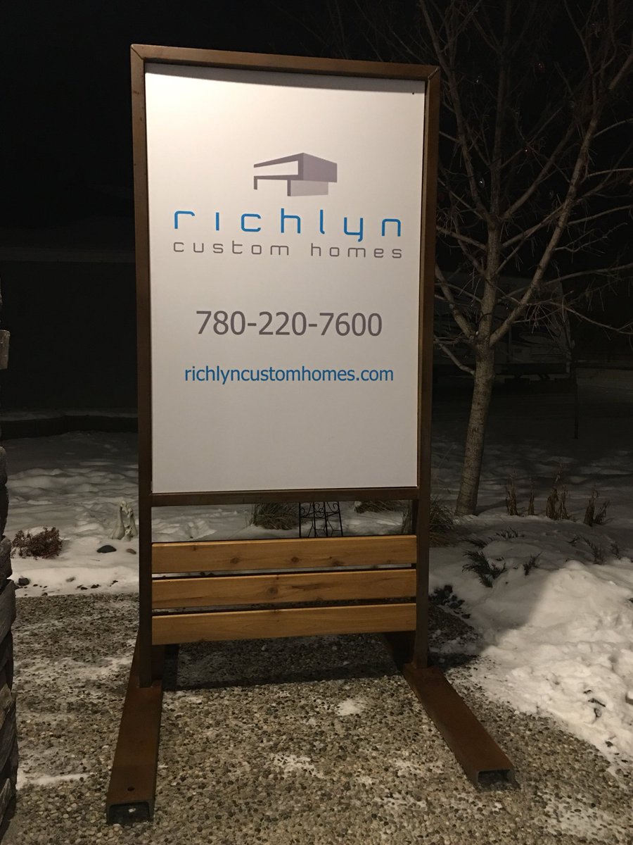 New job site signs,
Quality in everything we build👌🏻
#Rustedmetalandcedar
#patina 
#richlyncustomhomes
#yegbuilder
#yeginfill