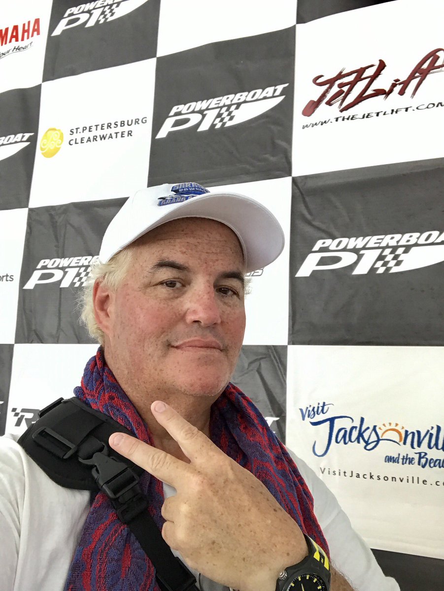 PLivemagazines's tweet photo. Hired photographer Sarasota Grand Prix 2017 https://t.co/7TeTC5JPuQ