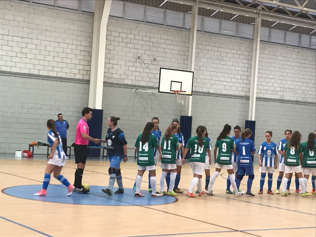 areacampogib's tweet photo. Fran Soto solicita al ayuntamiento mejores condiciones de entrenamiento para sus jugadoras https://t.co/gLG7kVT5C3 https://t.co/nn670ZLhuT
