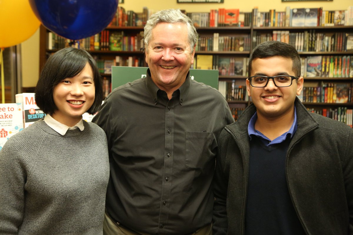 BNBuzz's tweet photo. Thank you to all of the #makers who joined us this weekend for B&amp;N's 3rd annual Mini Maker Faire! We had a great time creating new things, meeting innovators, &amp; exploring the latest technologies. For more making, visit https://t.co/YmFcD699uZ. #BNMake https://t.co/brNxLHwAWB