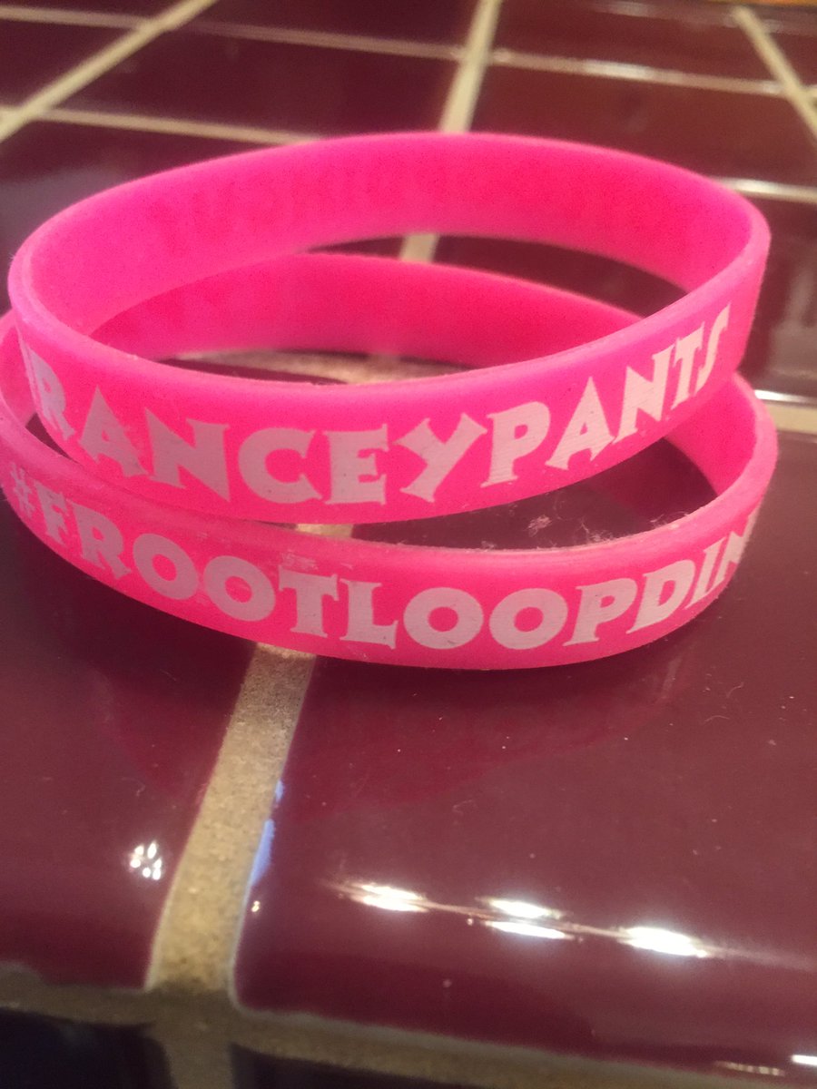 SoCalMama's tweet photo. Doing some (it's not) spring cleaning and just came across these. 💖 #rememberwhen #frootloopdingus @ranceypants https://t.co/55QBDvD3mF