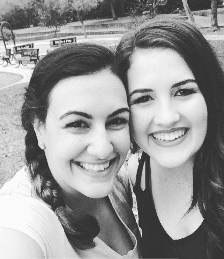 laylee_emadi's tweet photo. #SeniorSunday with this gem!! https://t.co/4aTnuF1Ljb
