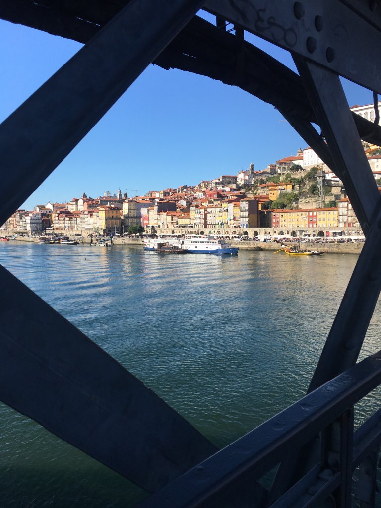 soyleticiaconc's tweet photo. Obrigada Oporto 🇵🇹
#EscapadaPirata
#FindeIncreible
#Porto
#AmoPortugal 🏗 https://t.co/TT6MPILmnq