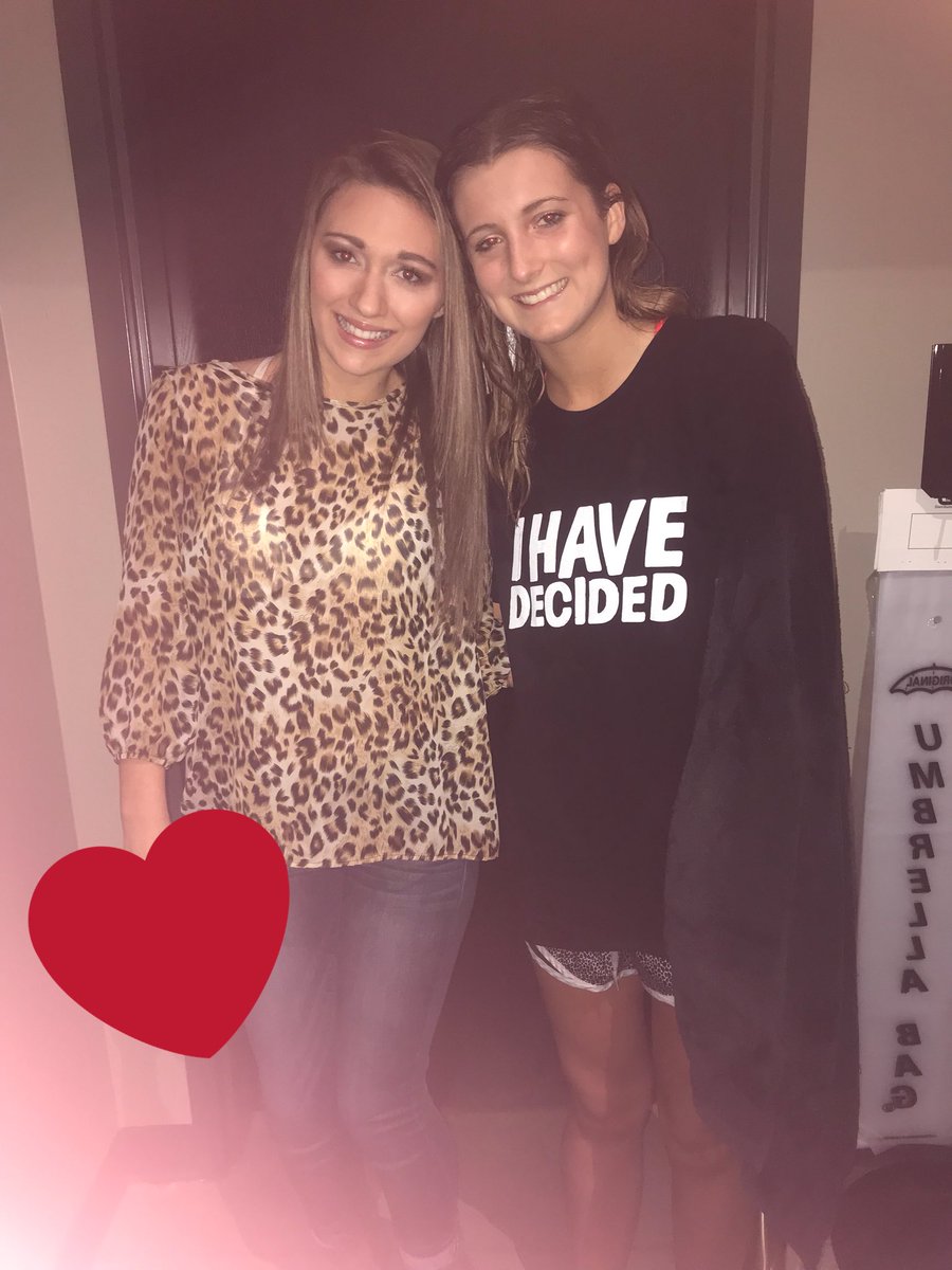 _kyleighdavis's tweet photo. my girl got baptized tonight & i๏ธ couldnโt be more proud!! โค๏ธ#shedecided https://t.co/lvgbBXwuye